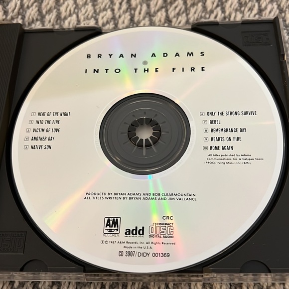 BRYAN ADAMS - INTO THE FIRE - Picture 4 of 5